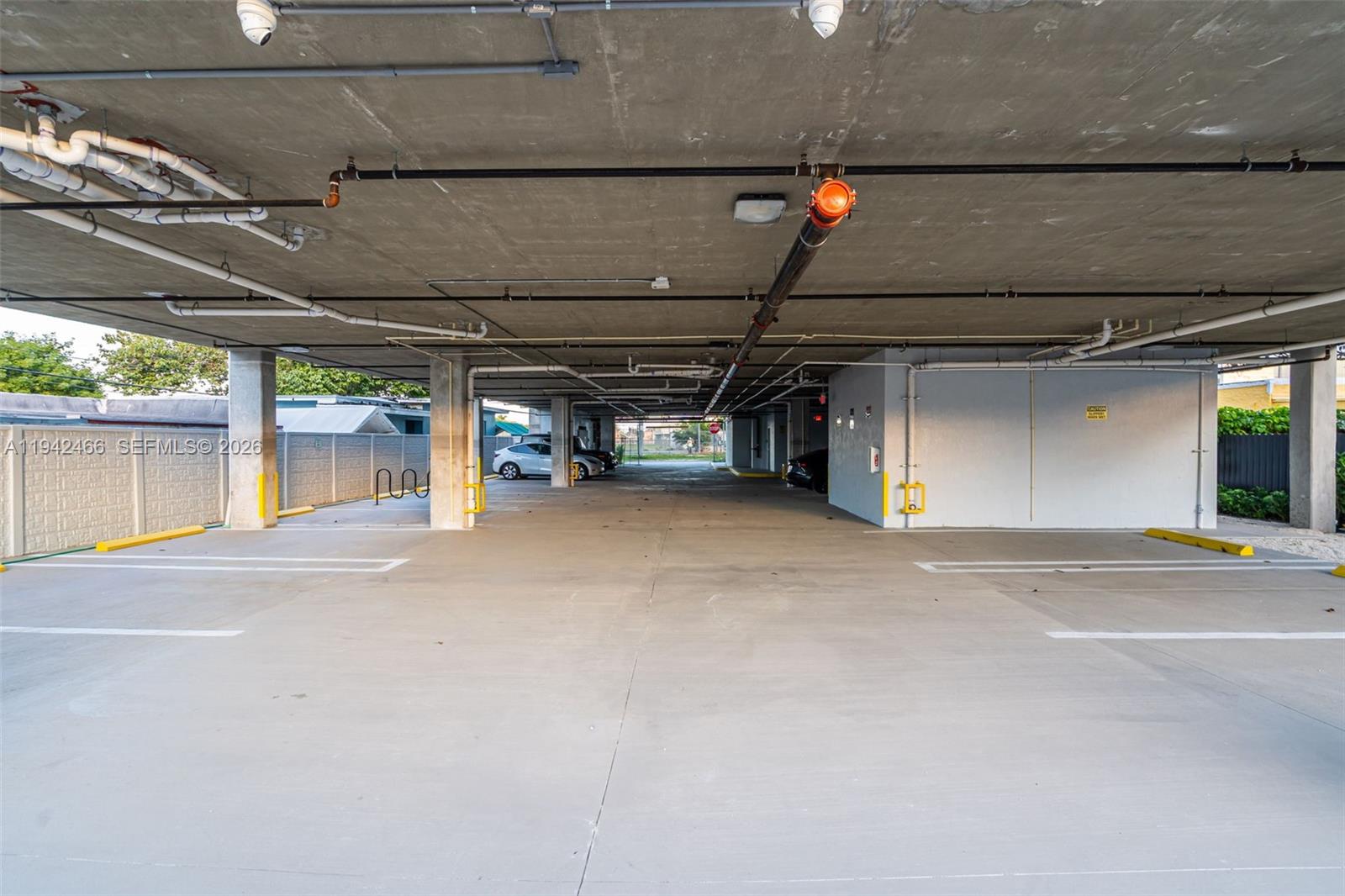 GARDEN CITY - Residential Lease