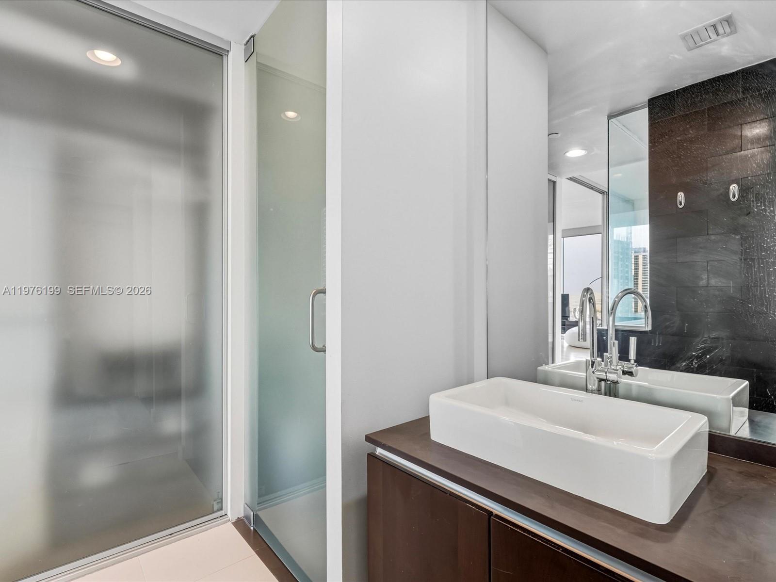 TEN MUSEUM PK RESIDENTIAL - Residential Lease