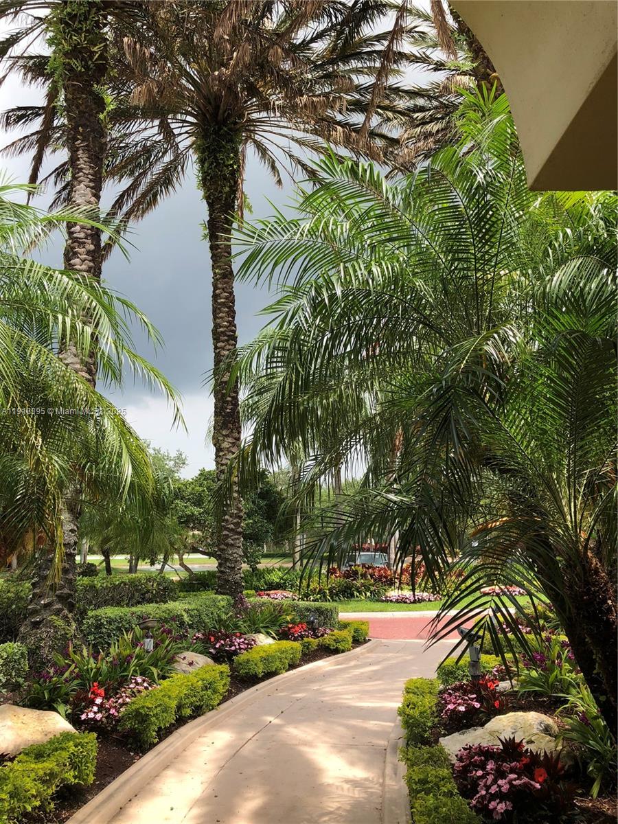 ISLES AT LAGO MAR CONDO - Residential Lease