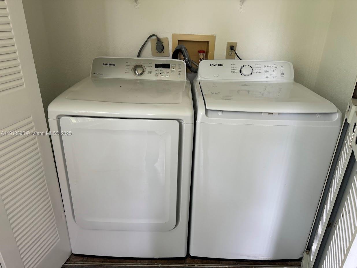 ISLES AT LAGO MAR CONDO - Residential Lease