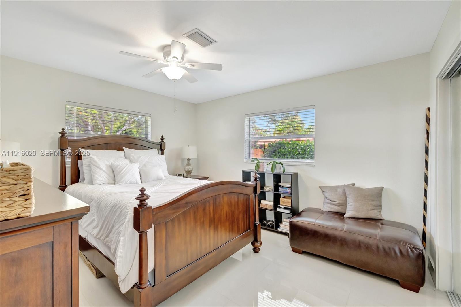 LAUDERDALE - Residential Lease