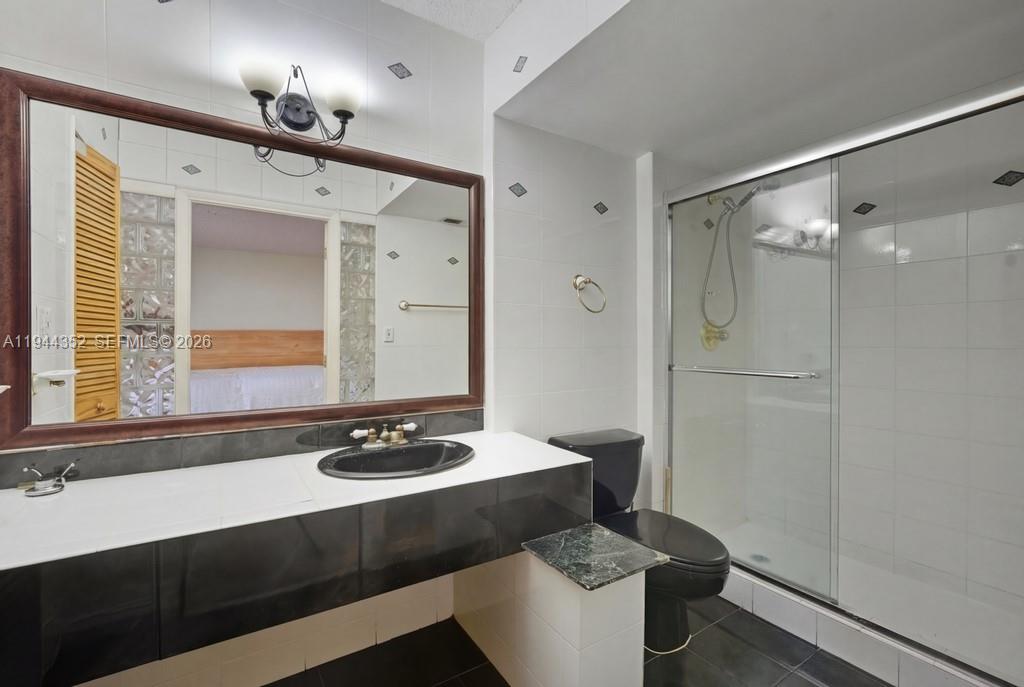 SOUTHVIEW AT AVENTURA CON - Residential