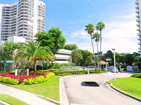 Photo of 3350 NE 192nd St #2K-B, Aventura, FL 33180 (MLS # A11944352)