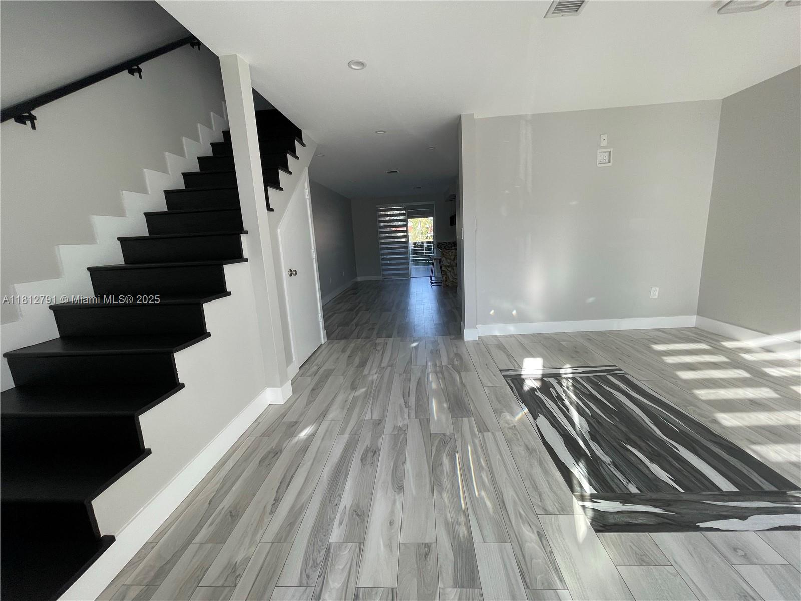 510 NW 107th Ave 7A
