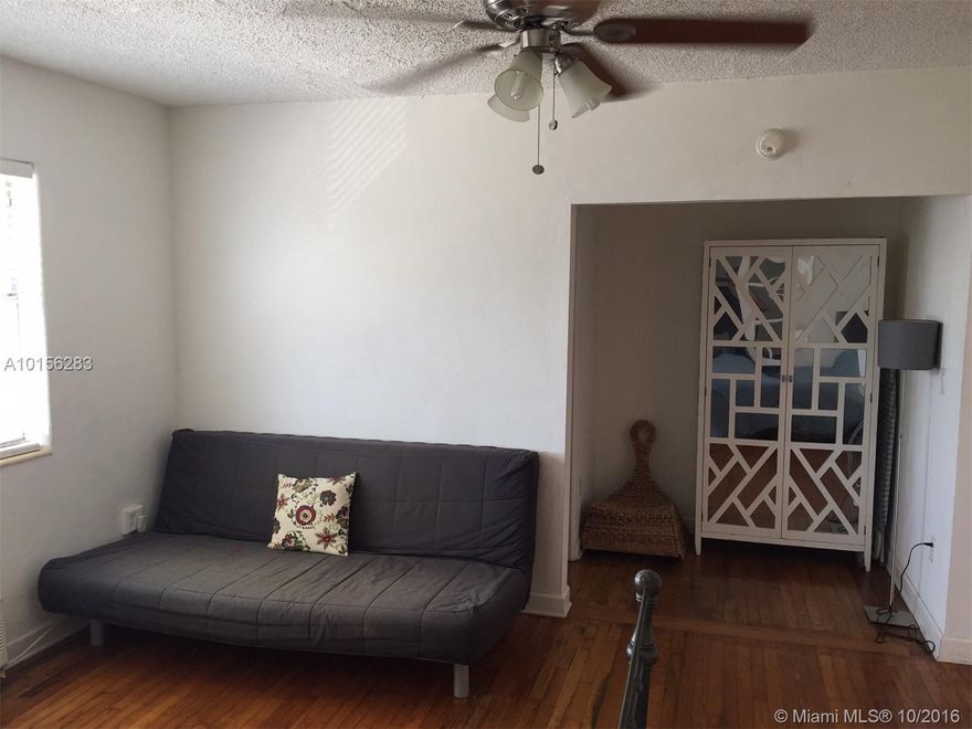 Great studio, Jr 1 bedroom, in the heart of south beach, quiet art deco building, close to Alton road shops, the flamingo park and a few blocks from the Ocean. The Unit is rented furnished with FPL and water included. unit features include: woof floors, tile bathroom, Central AC, Fo-Fire place, ceiling fans, washer and dryer on each floor. Owner will accept 1st month plus 1 month of deposit to move in. Easy going owner, simple process bring your offer and lets talk.