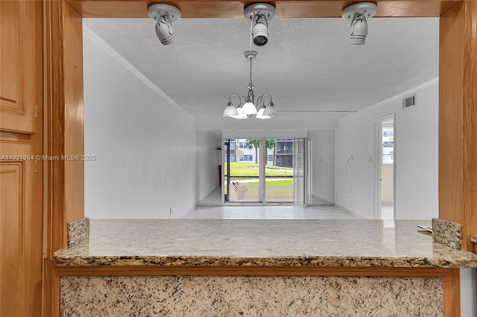 HOLLYBROOK GOLF AND - Residential