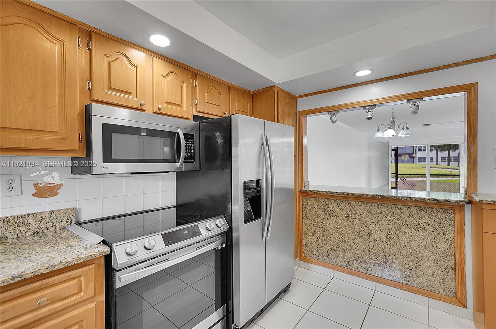 HOLLYBROOK GOLF AND - Residential