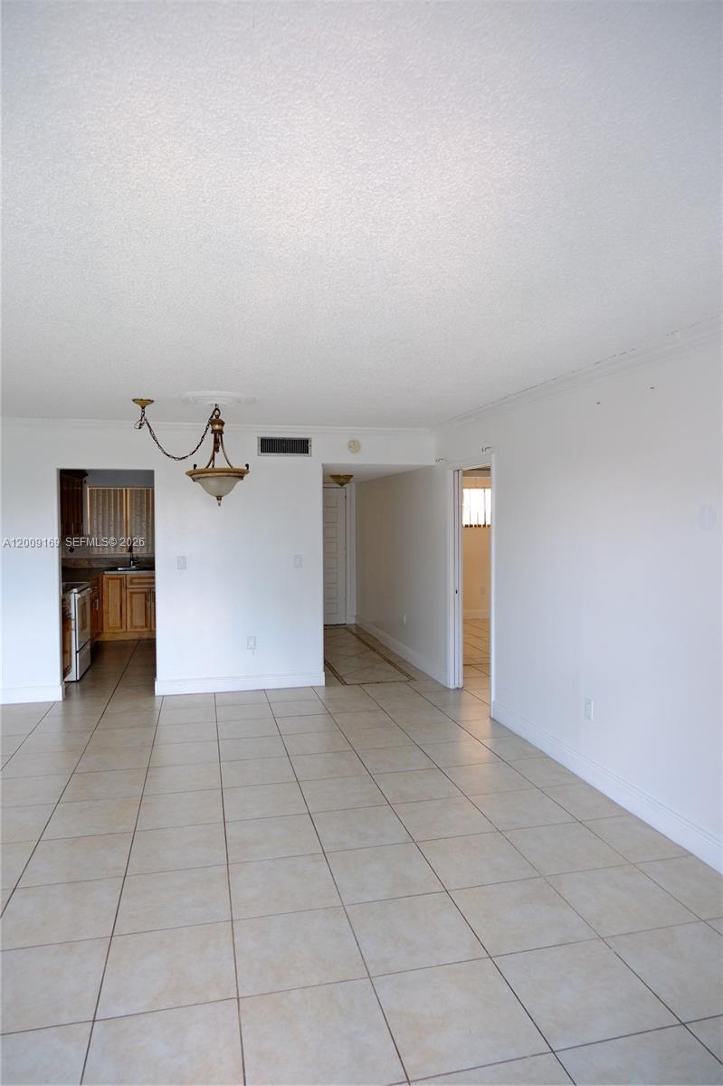 VICTORY GARDENS CONDO - Residential