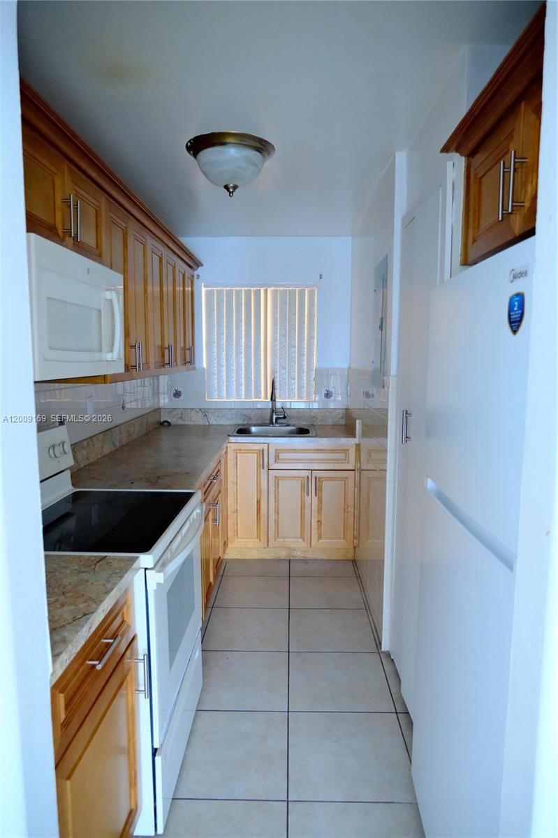 VICTORY GARDENS CONDO - Residential