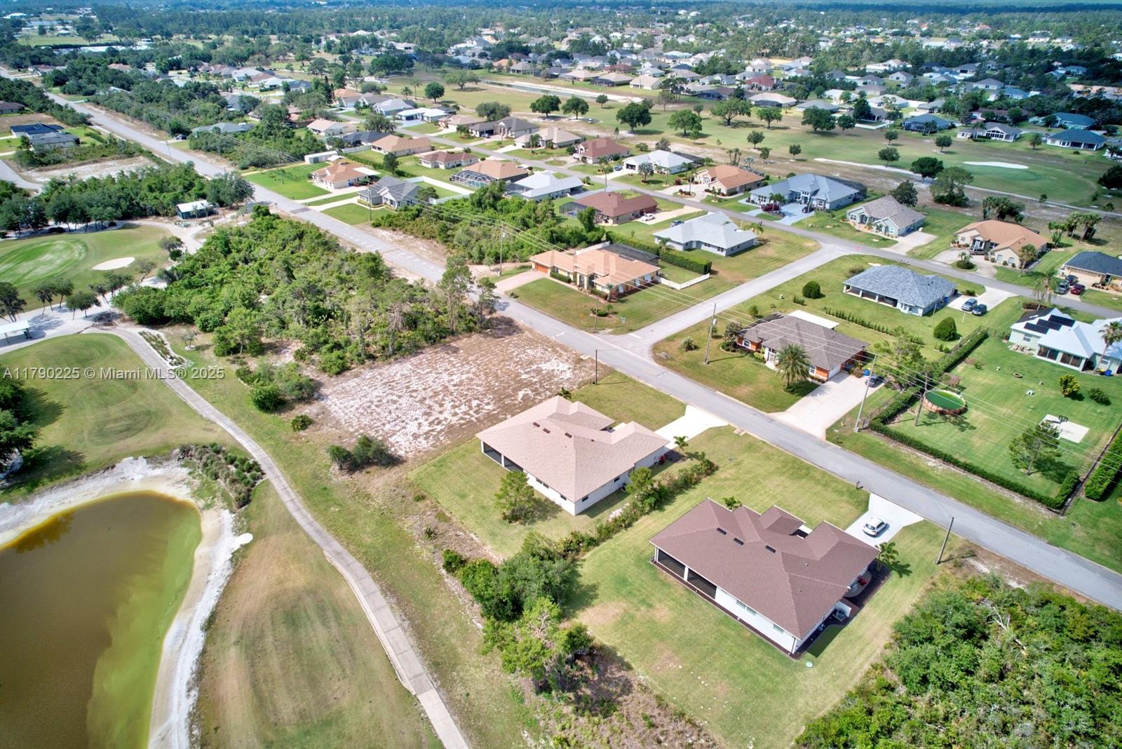 SUN N LAKES OF SEBRING.GOL - Residential