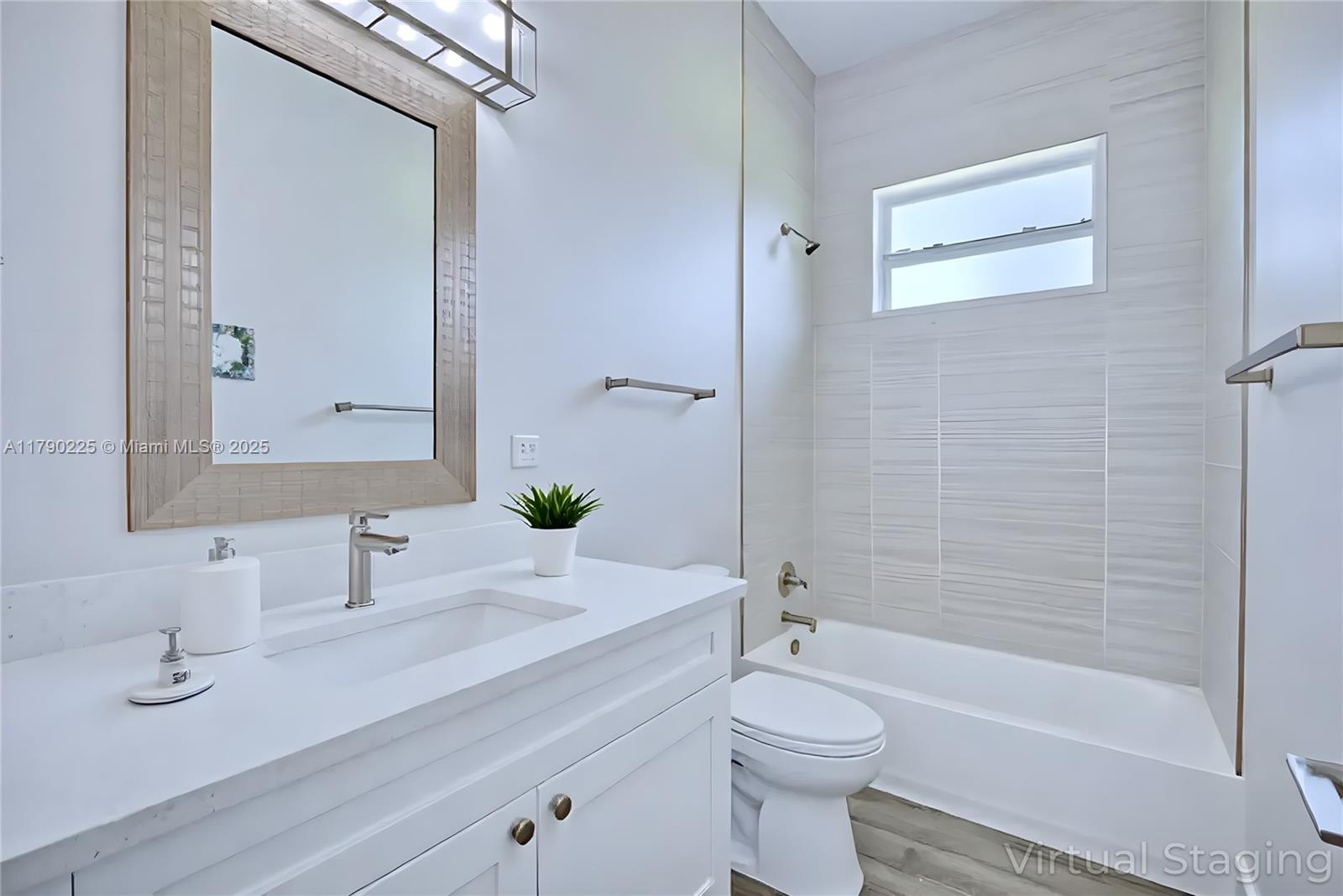 SUN N LAKES OF SEBRING.GOL - Residential