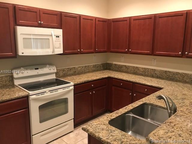 LAKES BY THE BAY EVE REPL - Residential Lease