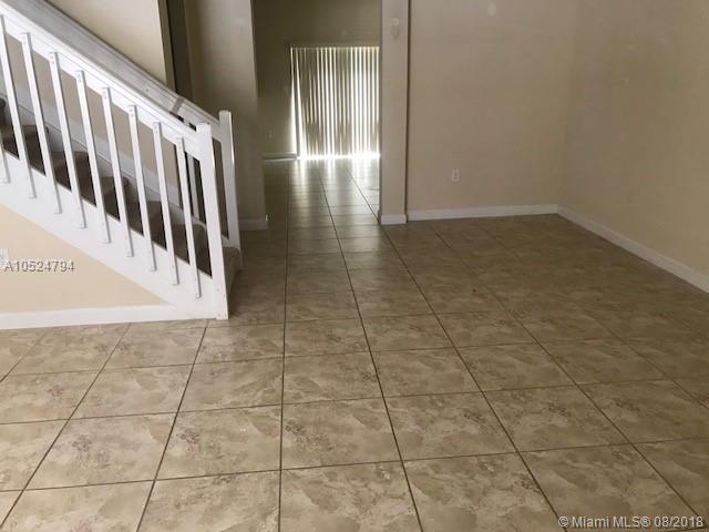 LAKES BY THE BAY EVE REPL - Residential Lease