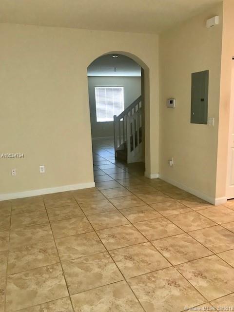 LAKES BY THE BAY EVE REPL - Residential Lease