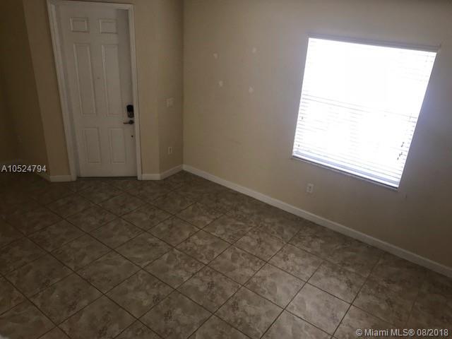 LAKES BY THE BAY EVE REPL - Residential Lease