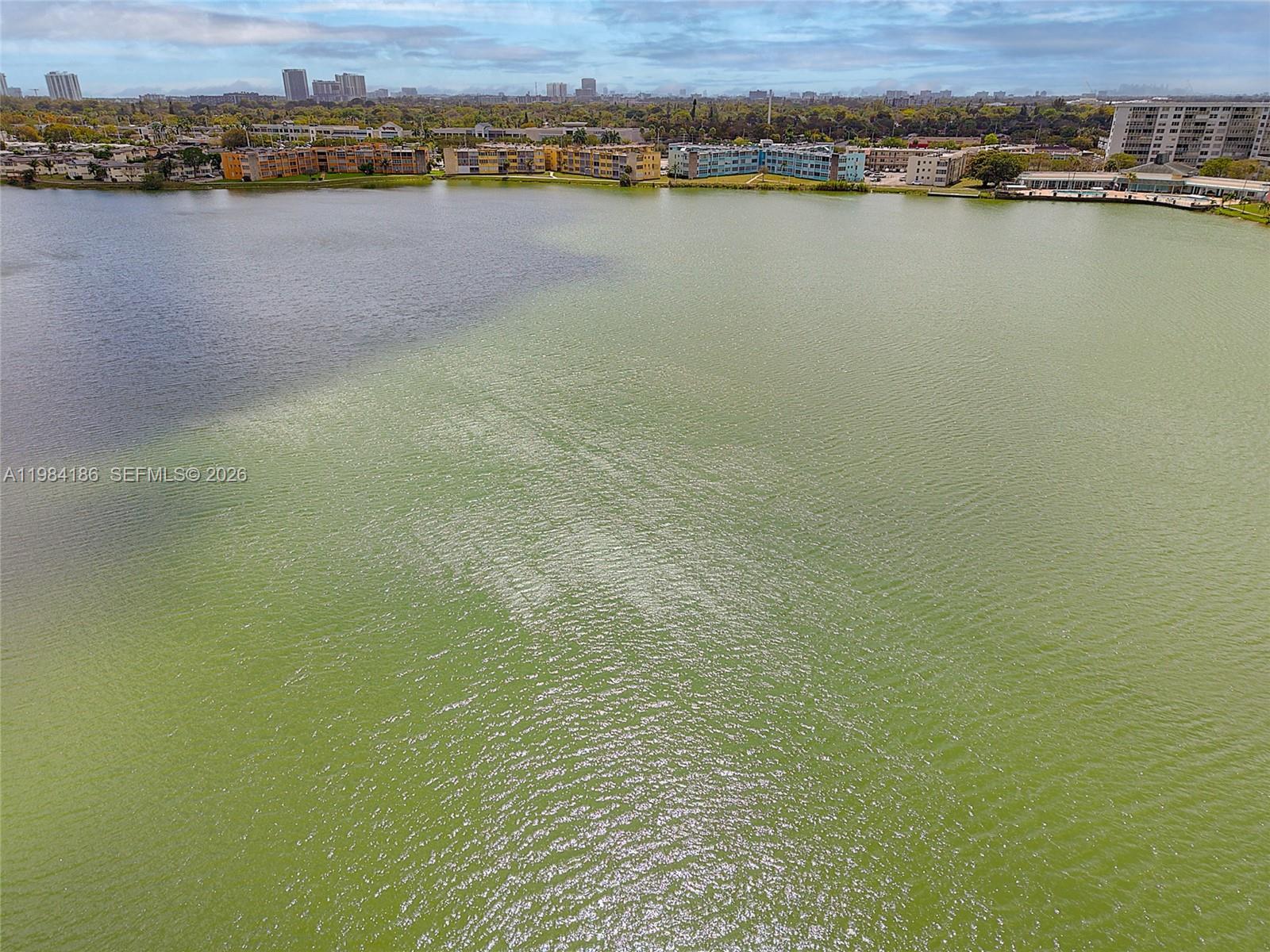 FIFTH HORIZONS CONDO - Residential