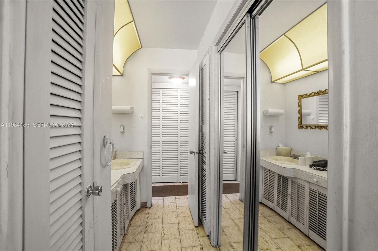 FIFTH HORIZONS CONDO - Residential