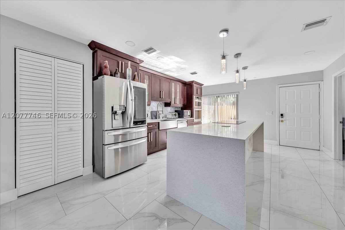 4543 NW 90th Ave