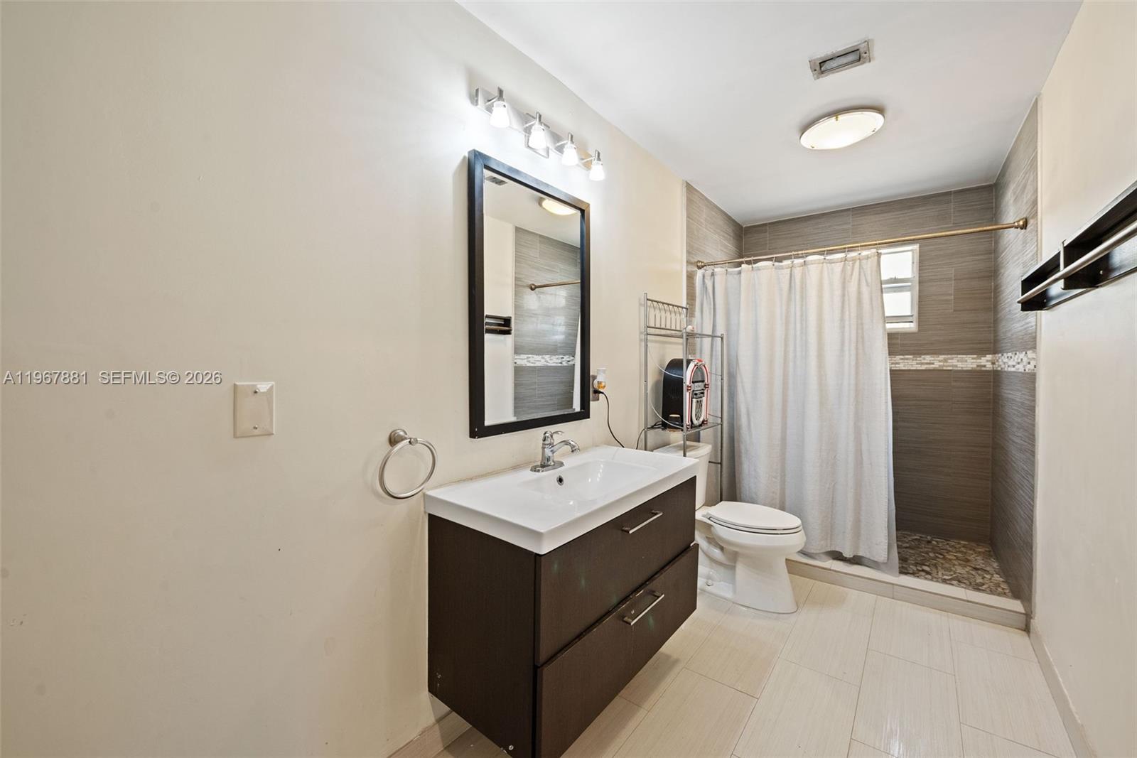 GOLF COURSE ADDN HIA - Residential