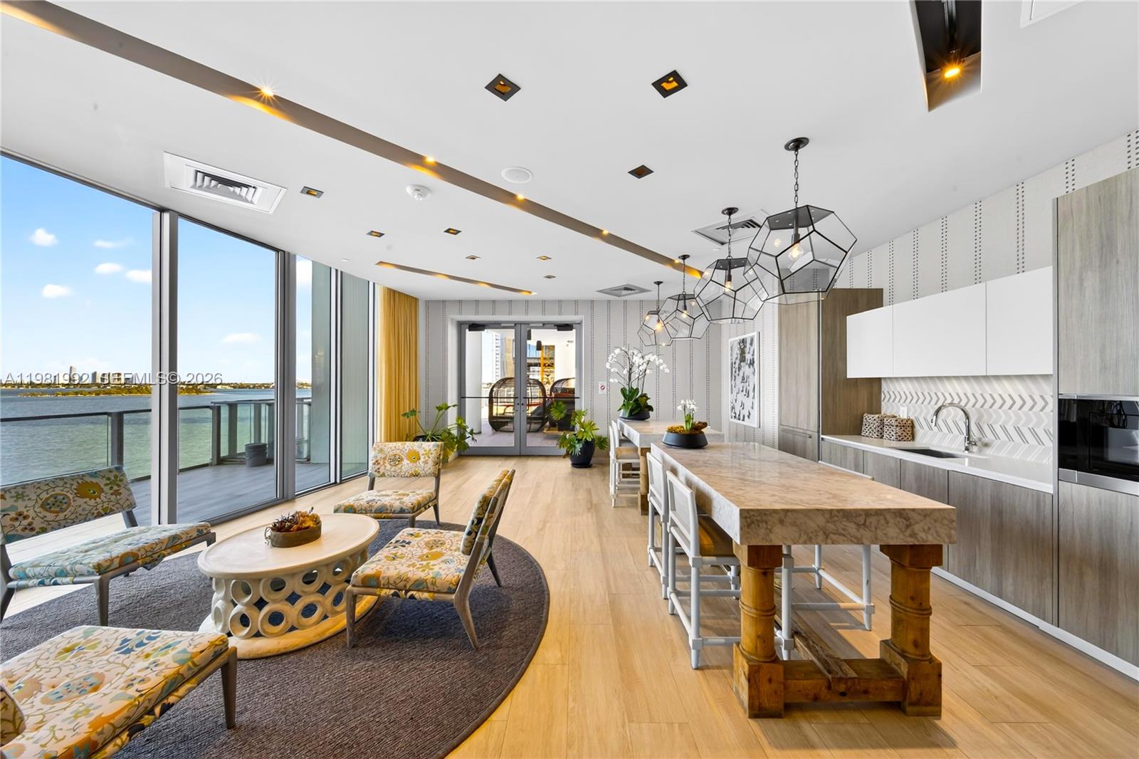BISCAYNE BEACH CONDO - Residential