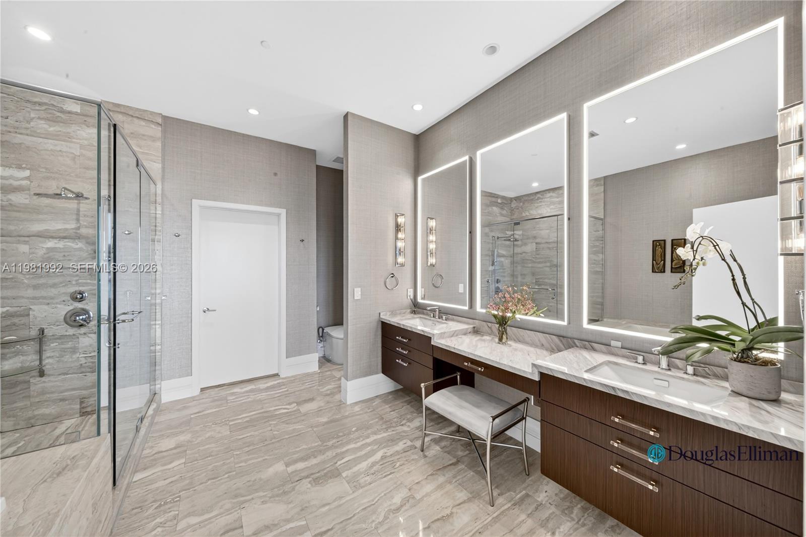 BISCAYNE BEACH CONDO - Residential