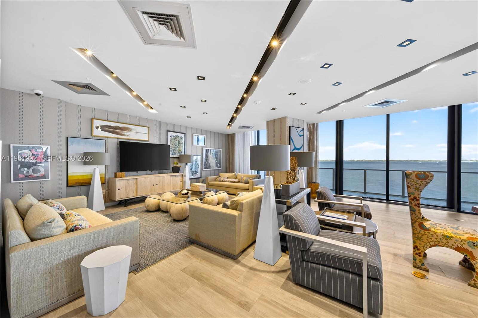 BISCAYNE BEACH CONDO - Residential