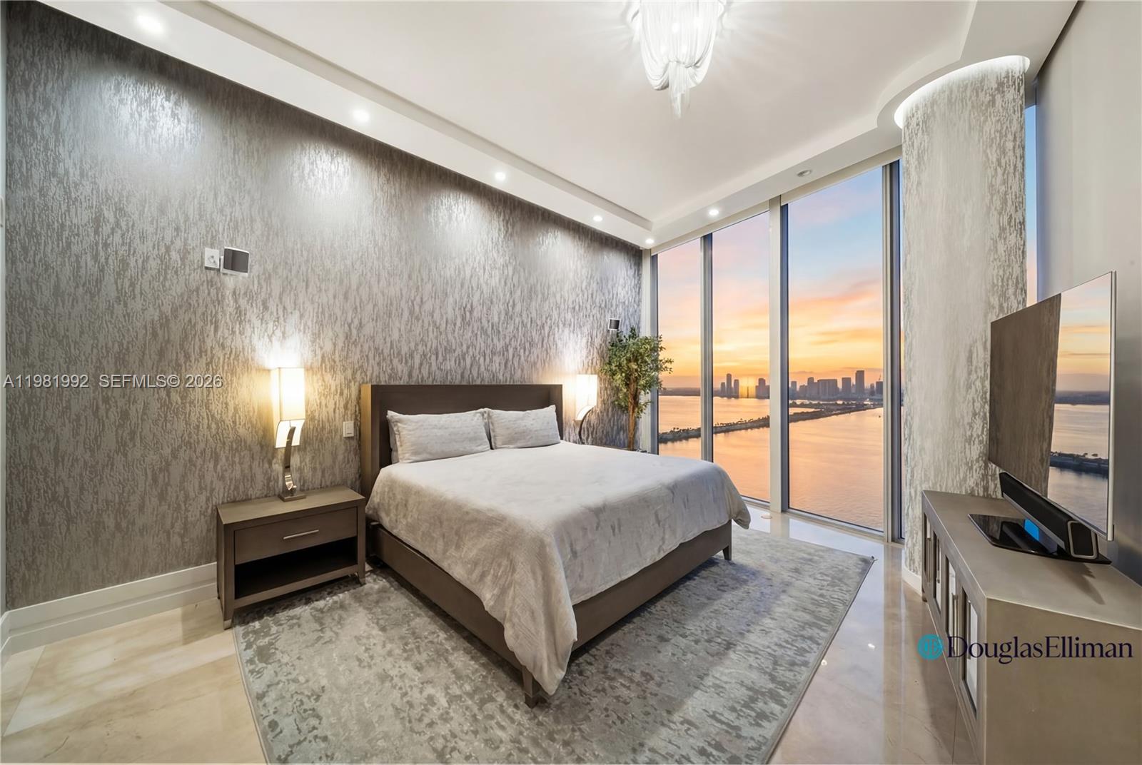 BISCAYNE BEACH CONDO - Residential