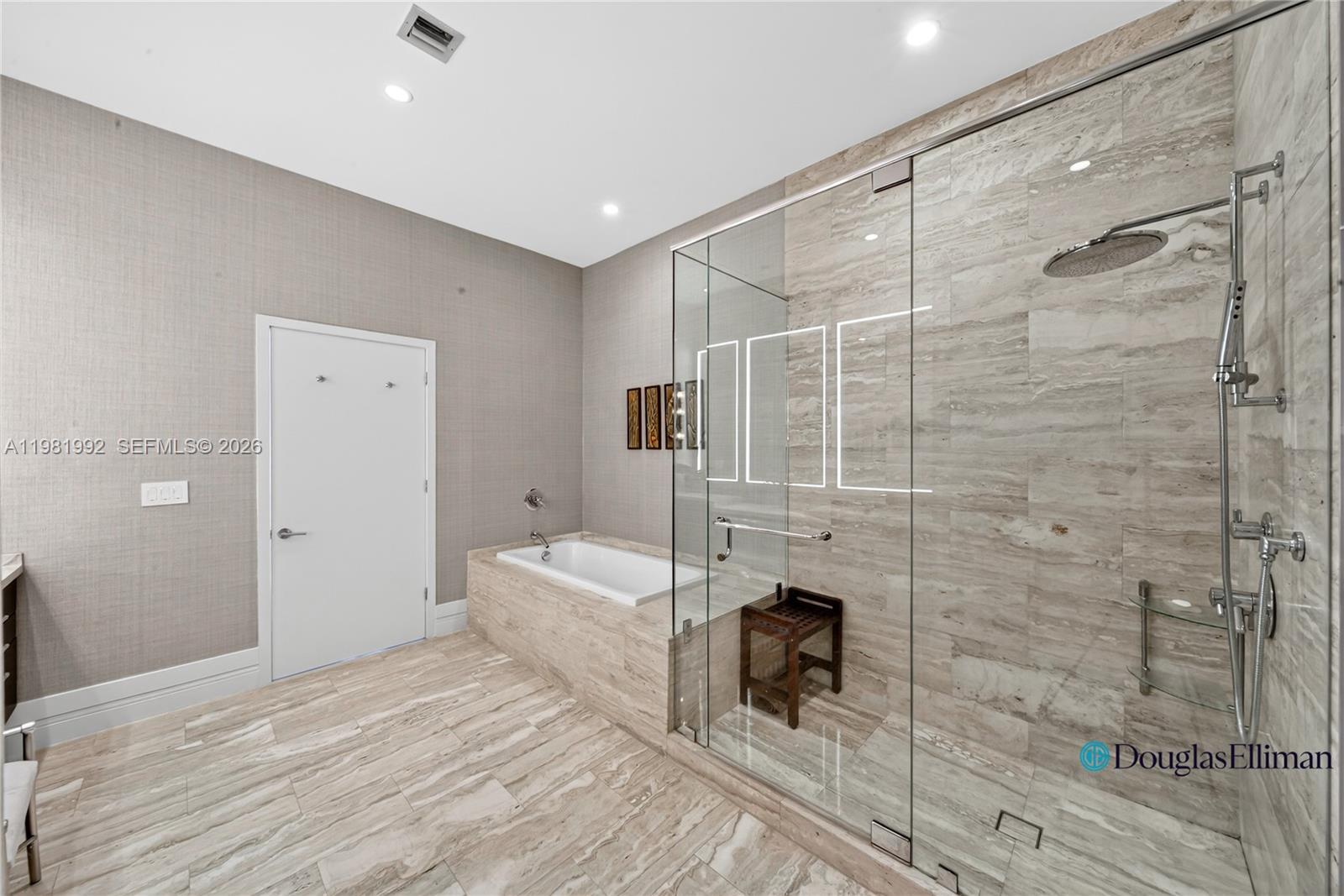 BISCAYNE BEACH CONDO - Residential