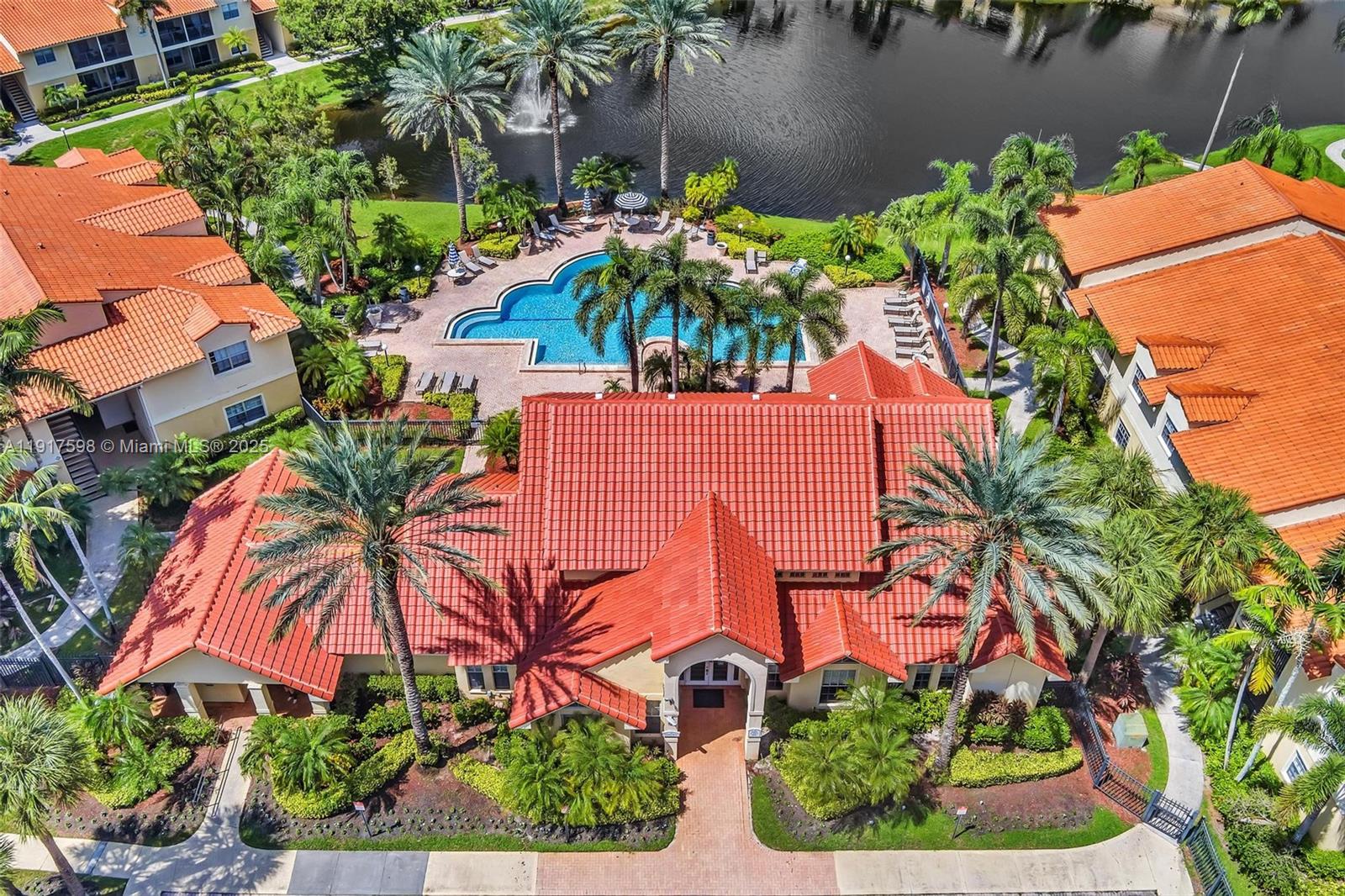 ROYAL POINCIANA CONDO - Residential Lease