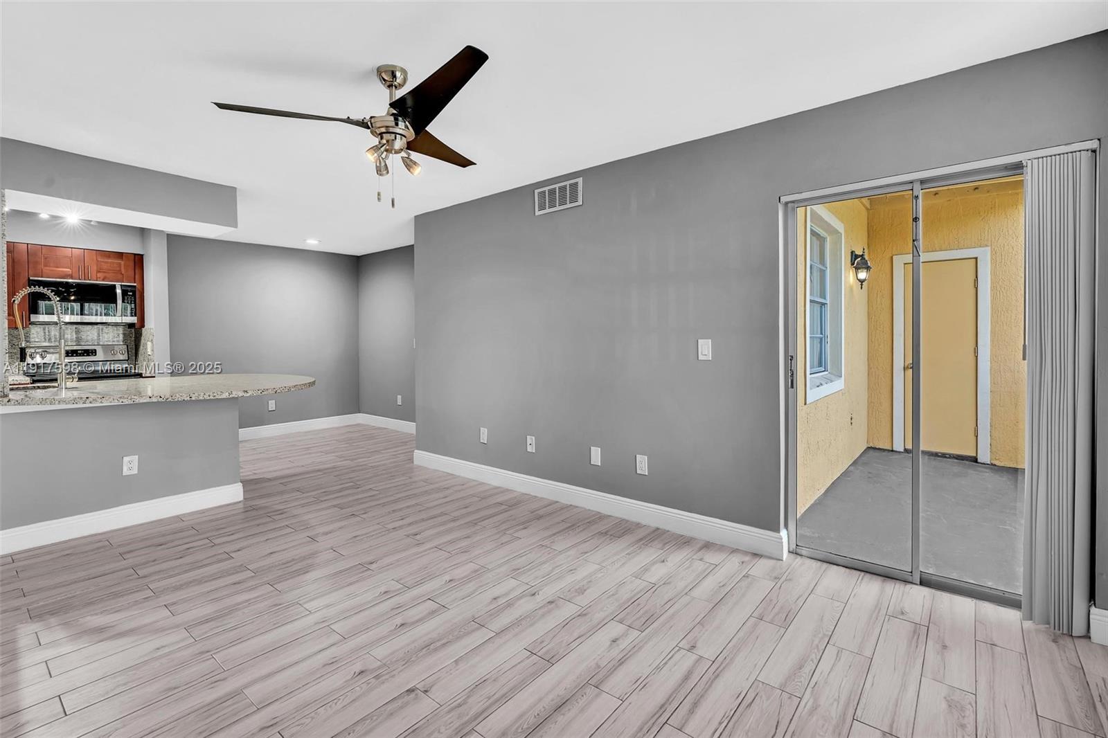 ROYAL POINCIANA CONDO - Residential Lease