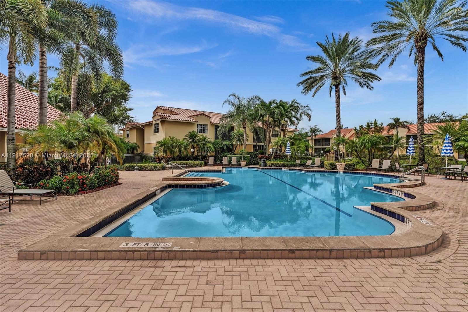 ROYAL POINCIANA CONDO - Residential Lease