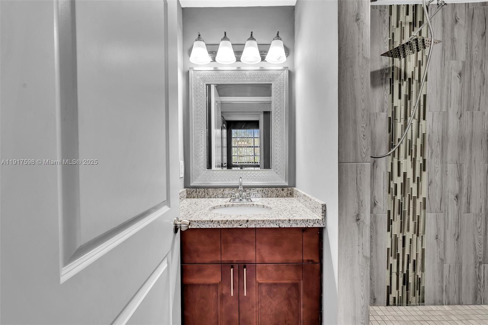 ROYAL POINCIANA CONDO - Residential Lease