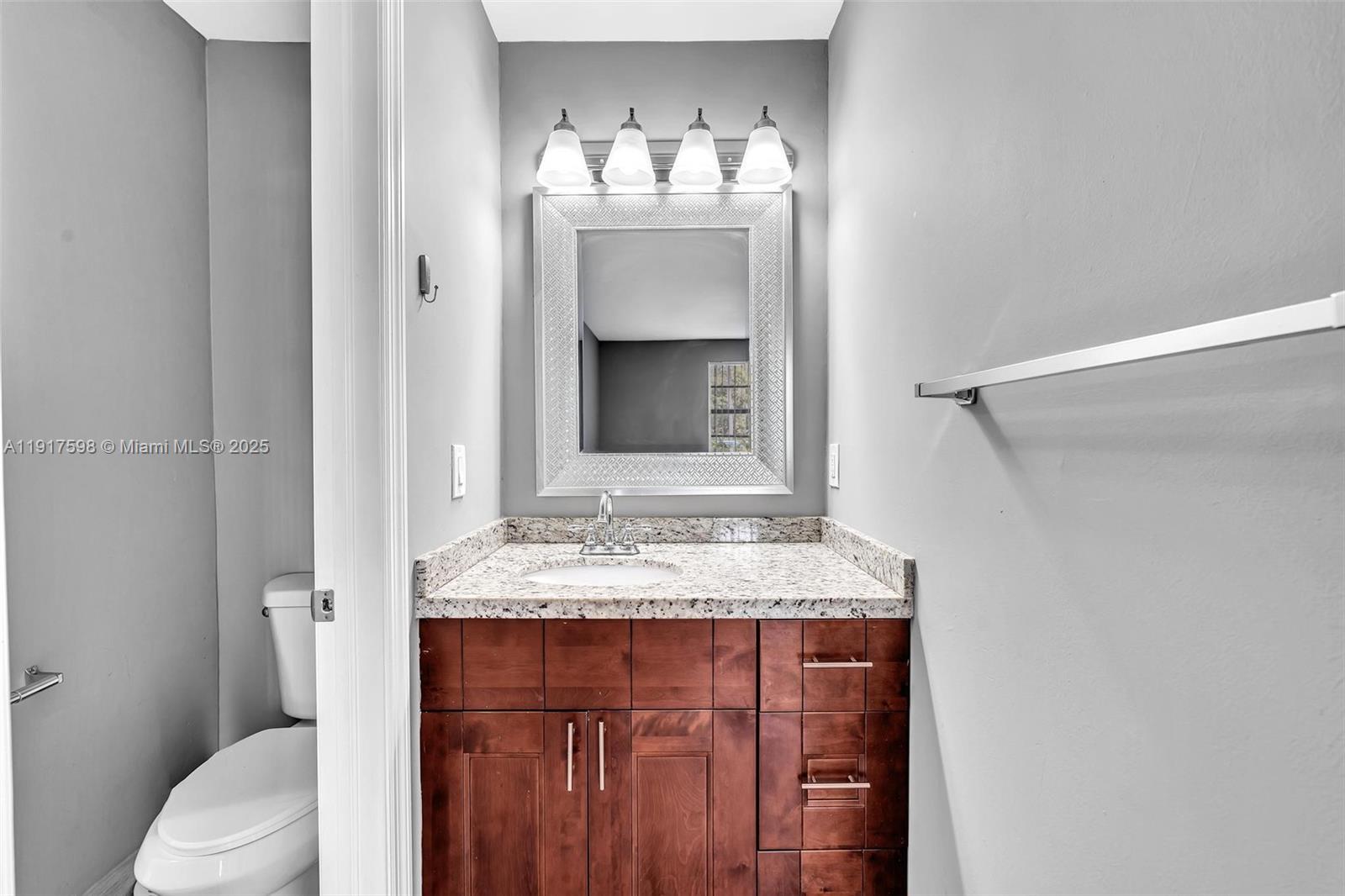 ROYAL POINCIANA CONDO - Residential Lease