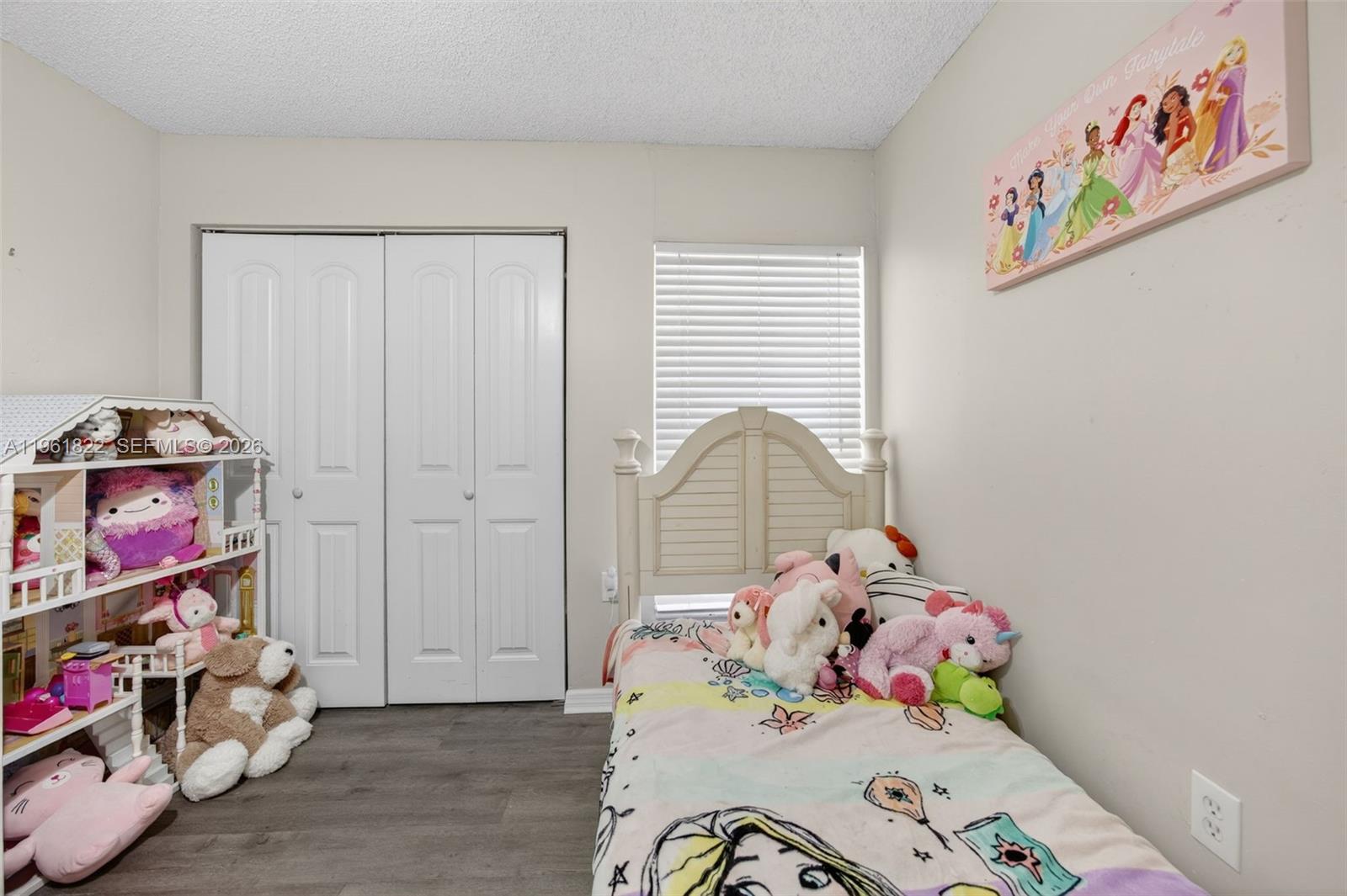 NUTMEG ESTATES - Residential