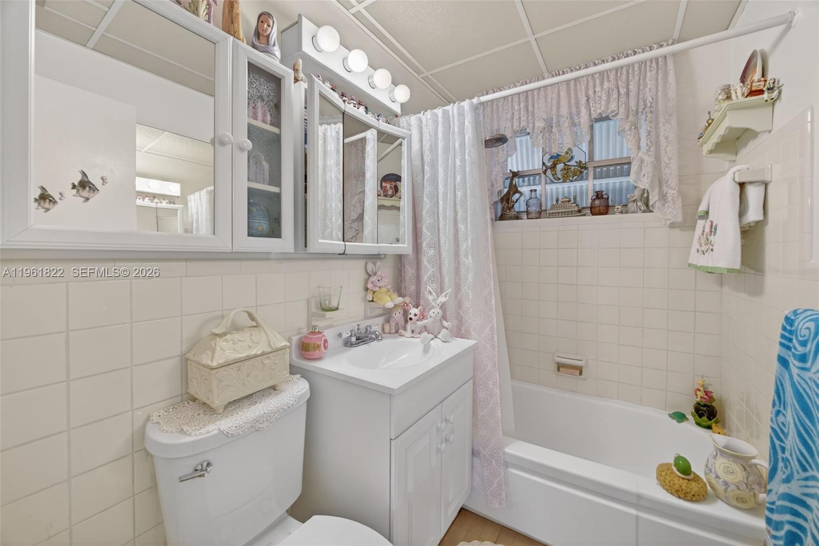 NUTMEG ESTATES - Residential