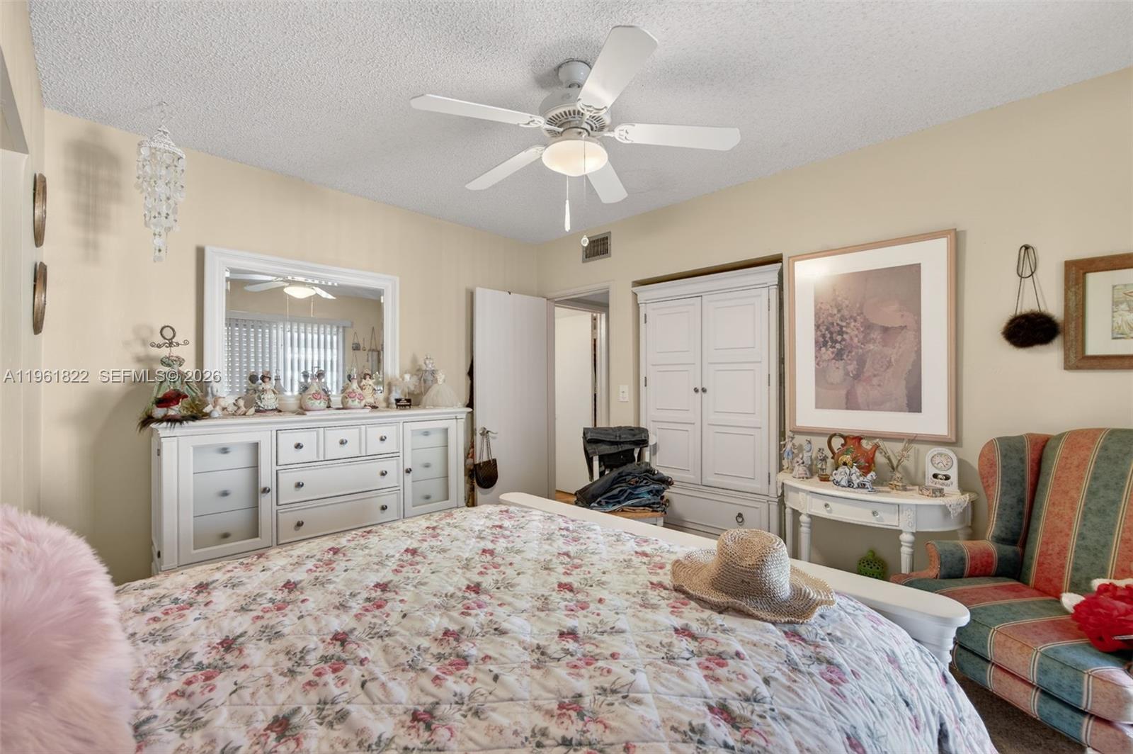 NUTMEG ESTATES - Residential