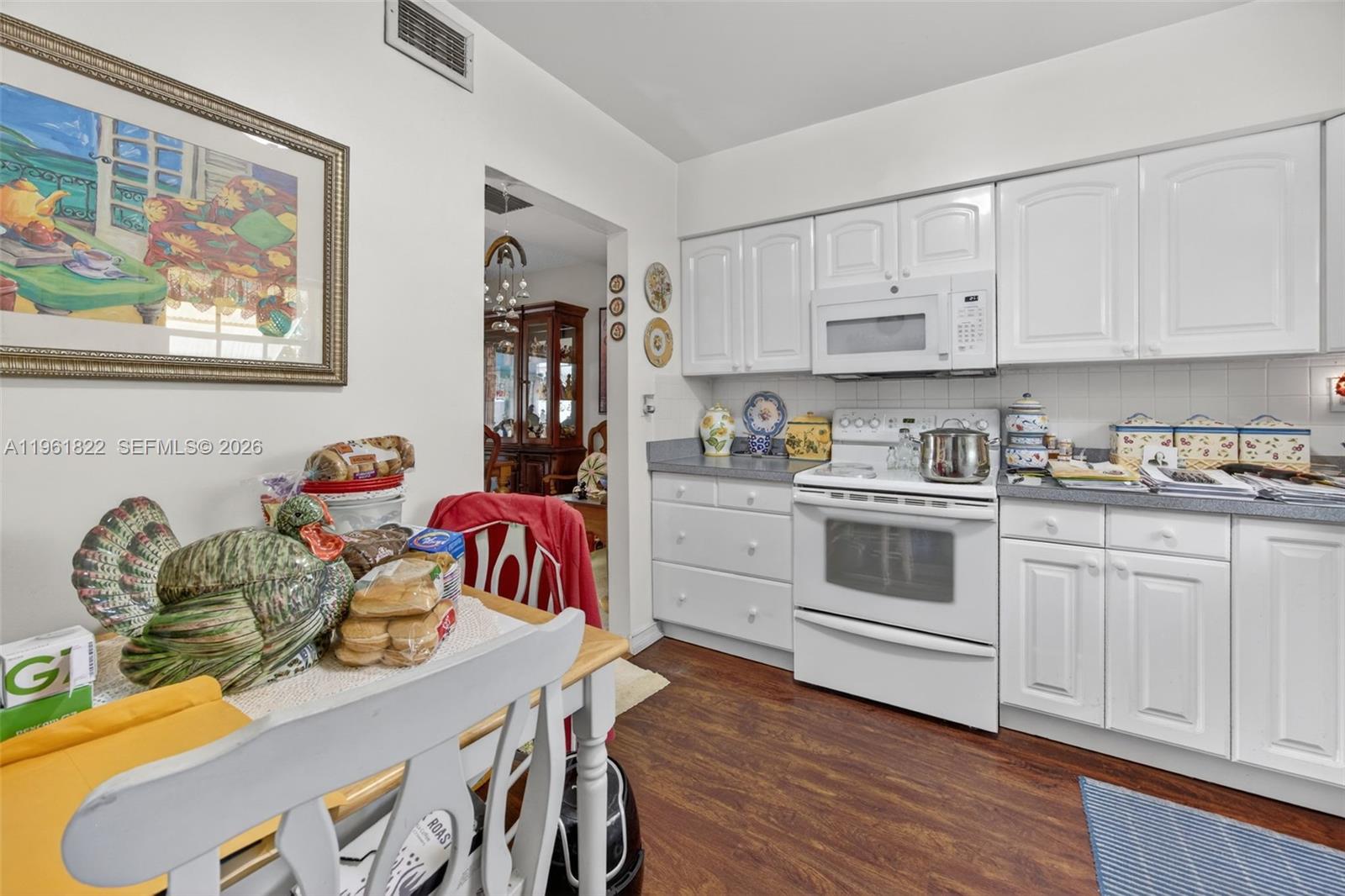 NUTMEG ESTATES - Residential