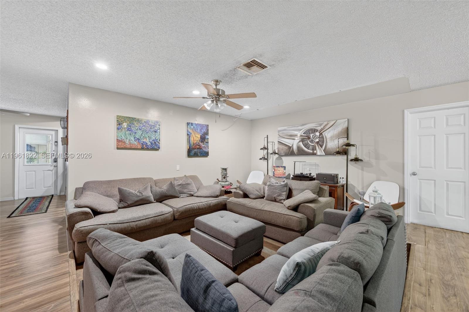 NUTMEG ESTATES - Residential