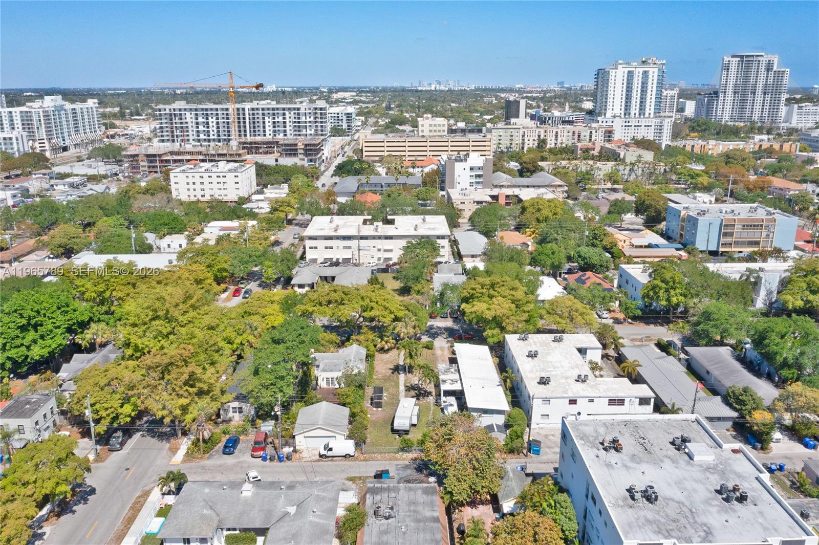 HOLLYWOOD - Residential