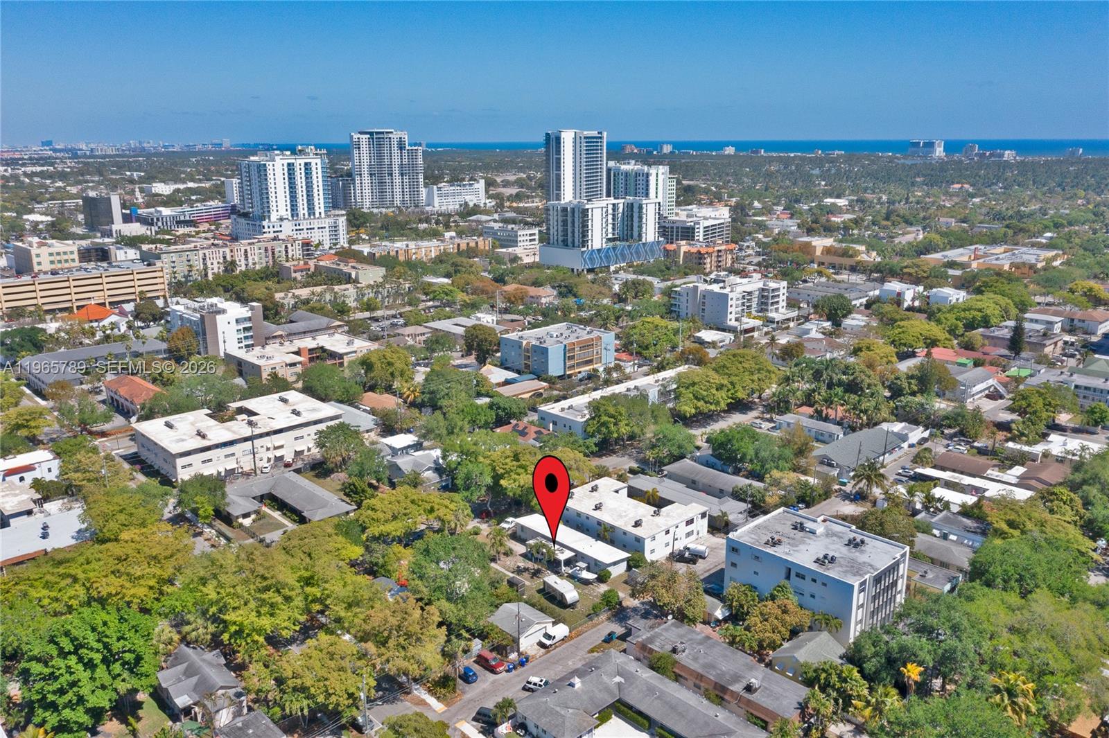 HOLLYWOOD - Residential