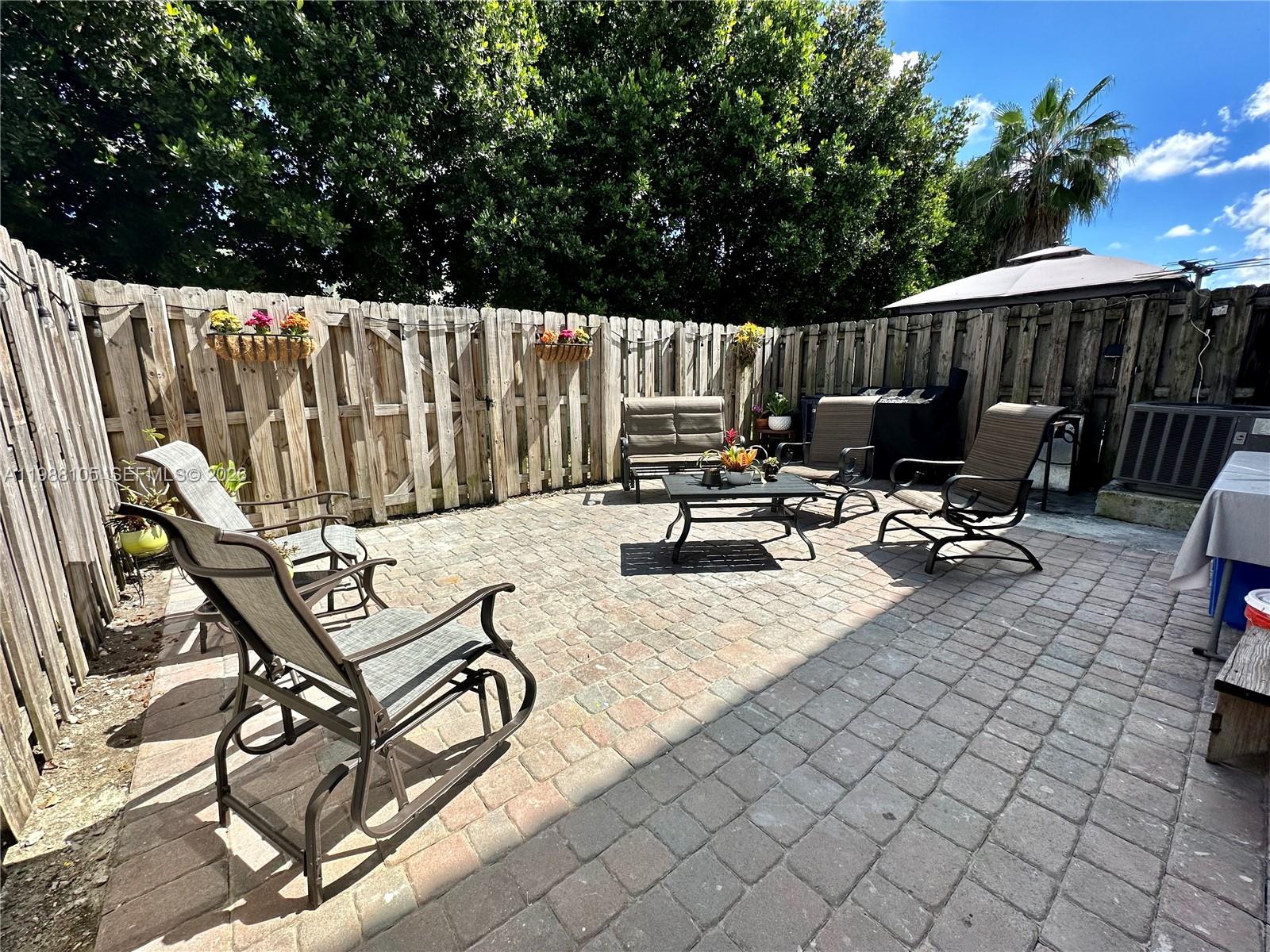 SILVER PALM EAST SEC THRE - Residential