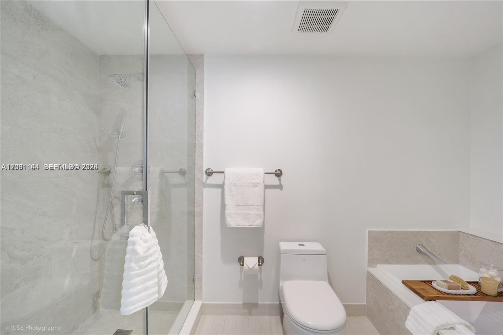 ARIA ON THE BAY CONDO - Residential Lease