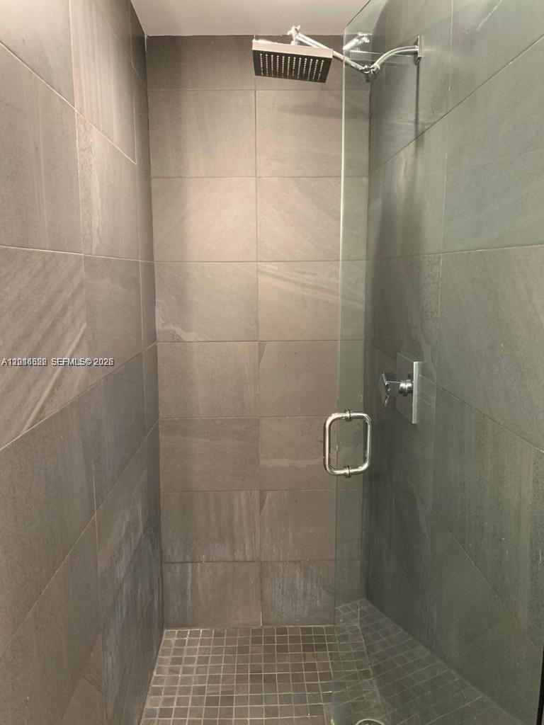 EVA CONDO - Residential Lease