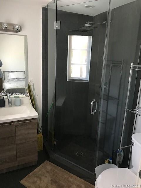 EVA CONDO - Residential Lease