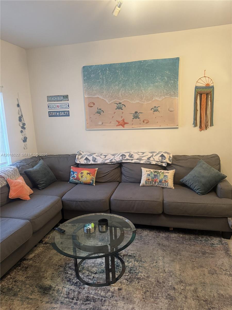 1450 Meridian Ave 105