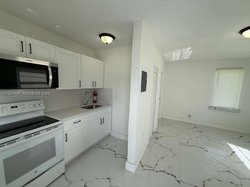 HIALEAH HEIGHTS - Residential Income
