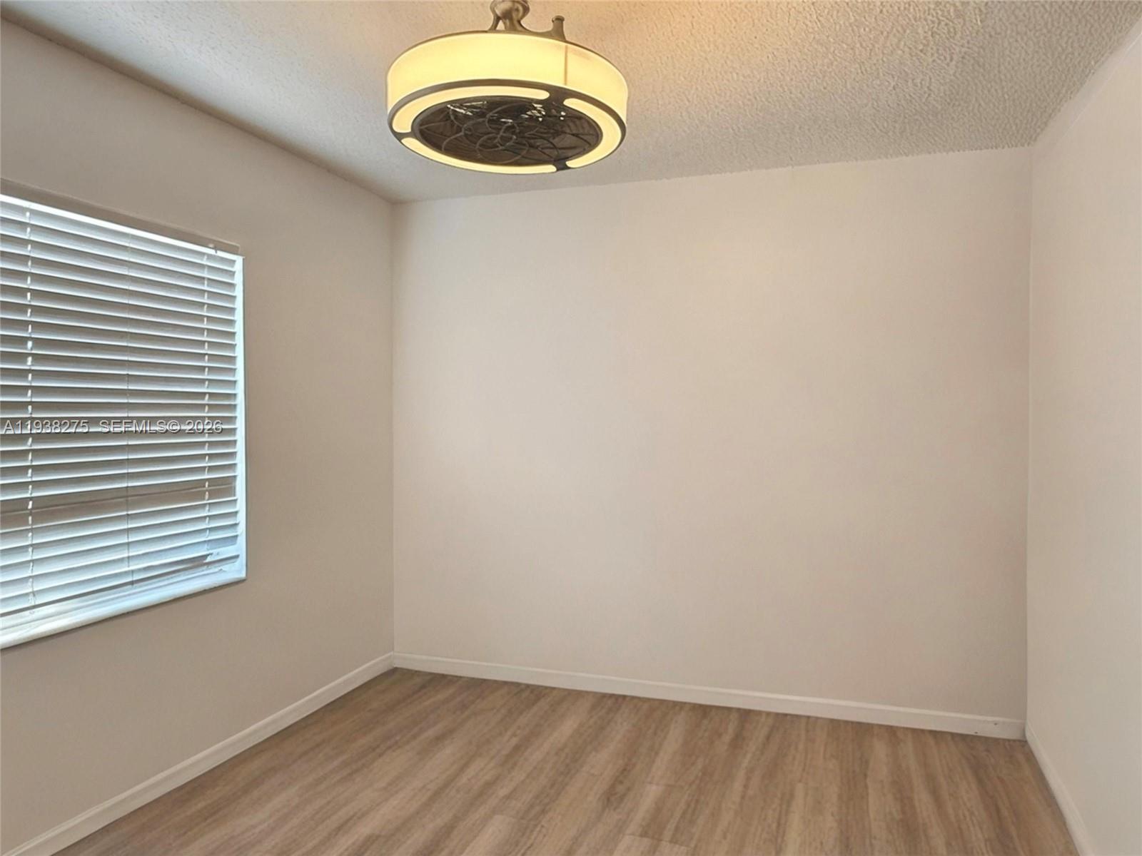 SUNRISE GOLF VILLAGE SEC - Residential Lease