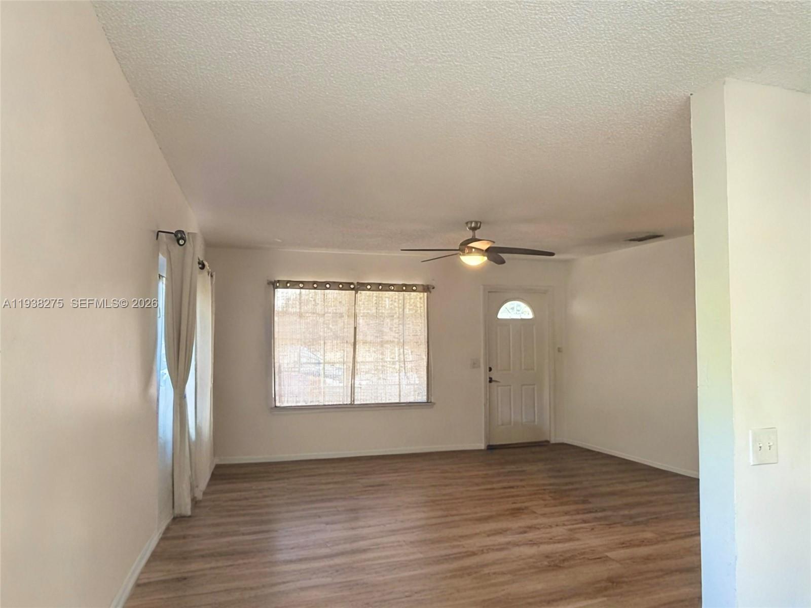 SUNRISE GOLF VILLAGE SEC - Residential Lease