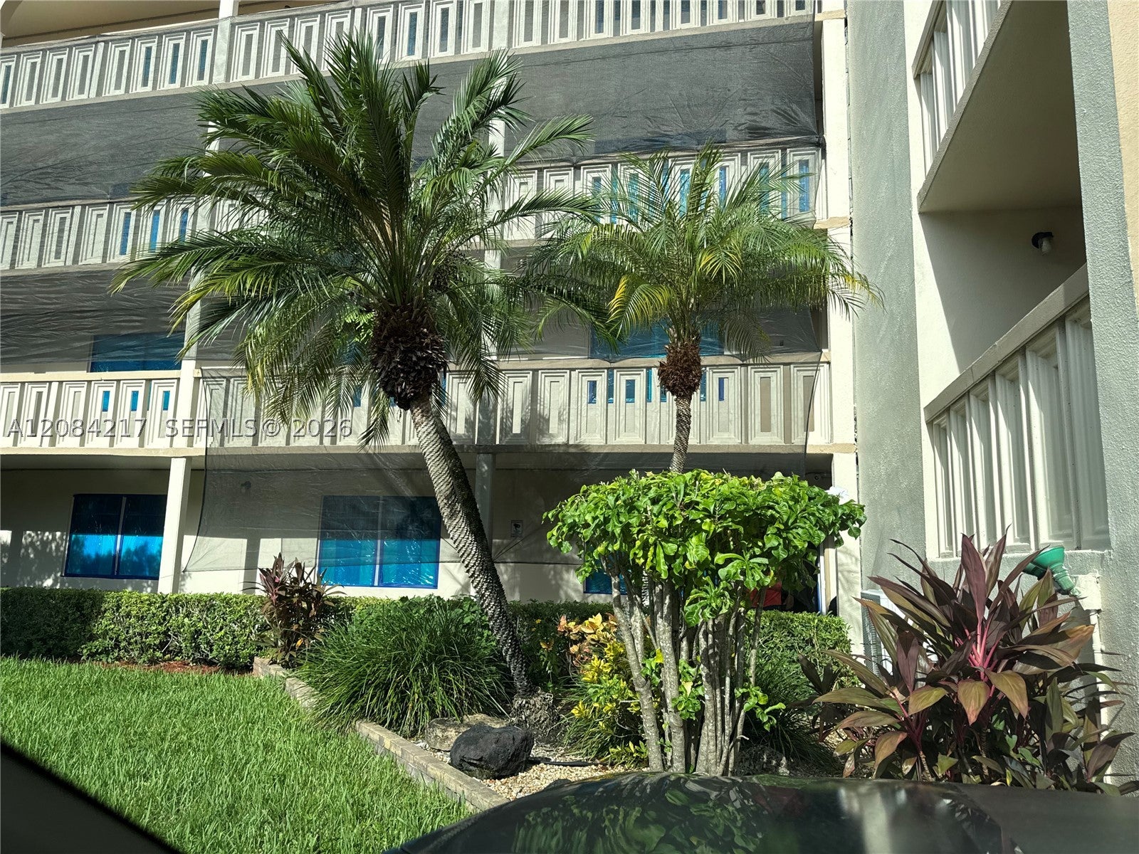 2402 Antigua Cir G1