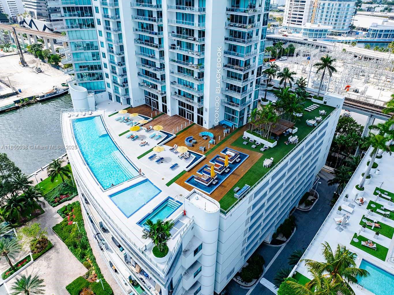 MOST SOUGHT OUT LOCATION IN RIVERFRONT COMMUNITY. 1 BED 1.5 BATH UNFURNISHED 789 SQFT OPEN LAYOUT WITH PLENTY OF NATURAL LIGHT. FLOOR TO CEILING WINDOWS, CERAMIC FLOORS THROUGHOUT, STAINLESS STEEL APPLIANCES, LOTS OF CABINET SPACE, WASHER & DRYER IN UNIT, LARGE BEDROOM WITH SLIDING DOOR PANELS, WALK IN CLOSET, MASTER BATH WITH DUAL SINKS, FULL LENGTH BALCONY OVERLOOKING AMENITIES DECK WITH GORGEOUS SUNSET VIEWS. FULL AMENITIES CONDO WITH LAP POOL, HOT TUB, FITNESS CENTER, SPA, SAUNA, STEAM ROOM, BILLIARDS, WORK CENTER AND MORE. RENT INCLUDES 1 ASSIGNED PARKING SPACE, BASIC CABLE AND INTERNET WITH HOTWIRE COMMUNICATIONS, WATER, SEWER AND WASTE. WALKING DISTANCE TO BRICKELL, MARY BRICKELL VILLAGE AND MORE. DON'T MISS THIS OPPORTUNITY.
